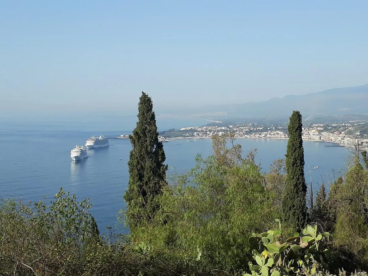 Bed & Breakfast B&B Fragranza Di Sicilia Giardini Naxos Italy
